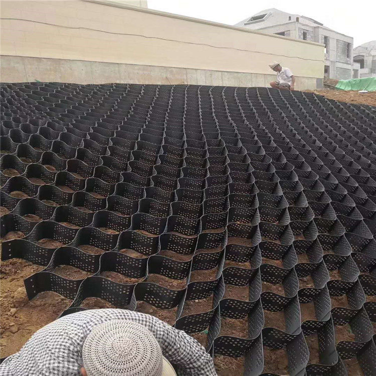 Stabilizator żwiru czarnego Grid Ground HDPE Geocell Factory Stabilizator żwiru dla ścian oporowych podjazdu