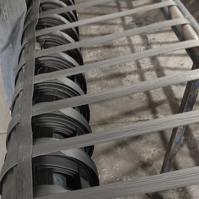 Geogrid z tworzyw sztucznych wzmocnionych włóknami Wysokiej wytrzymałości Poliester Bixial Geogrid Geogrid Włókno plastikowe Geogrid Do budowy dróg