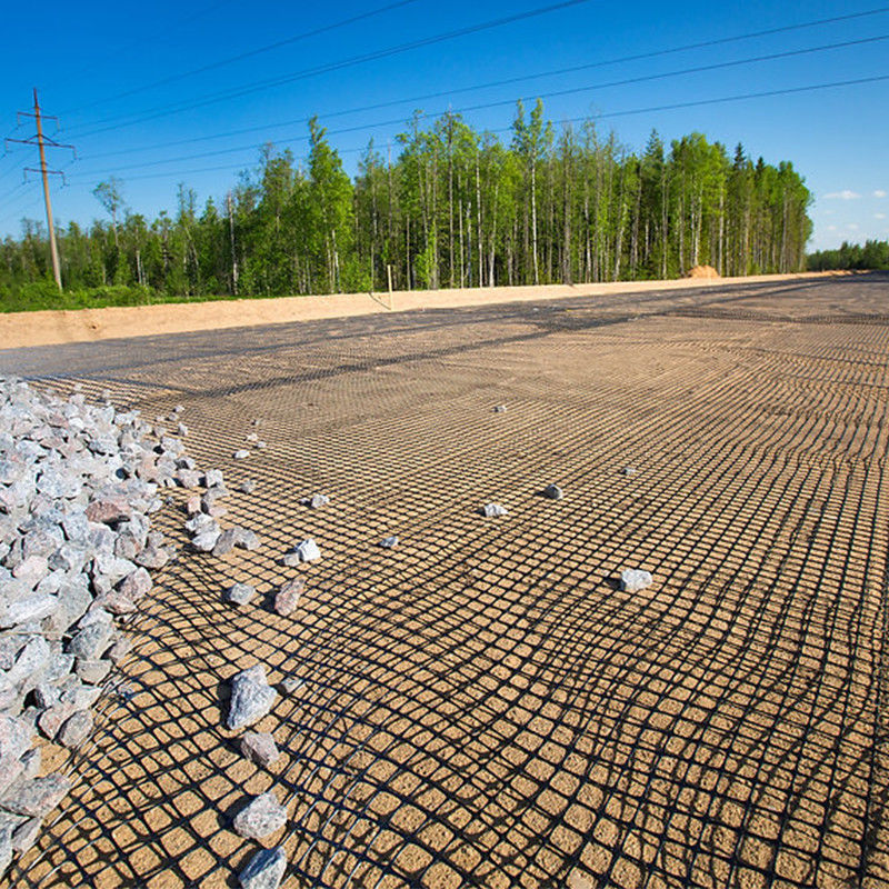 PP Biaxial Geogrid Uniaxial Geogrid Geo Grids Polypropylen Plastic Biaxial Geogrid 15kN 20kN 30kN 40kN 50kN Dla gleby S