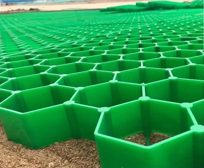 HDPE Plastic Porous Grass Grid Paving Paver Grid For Parking Lot Floor