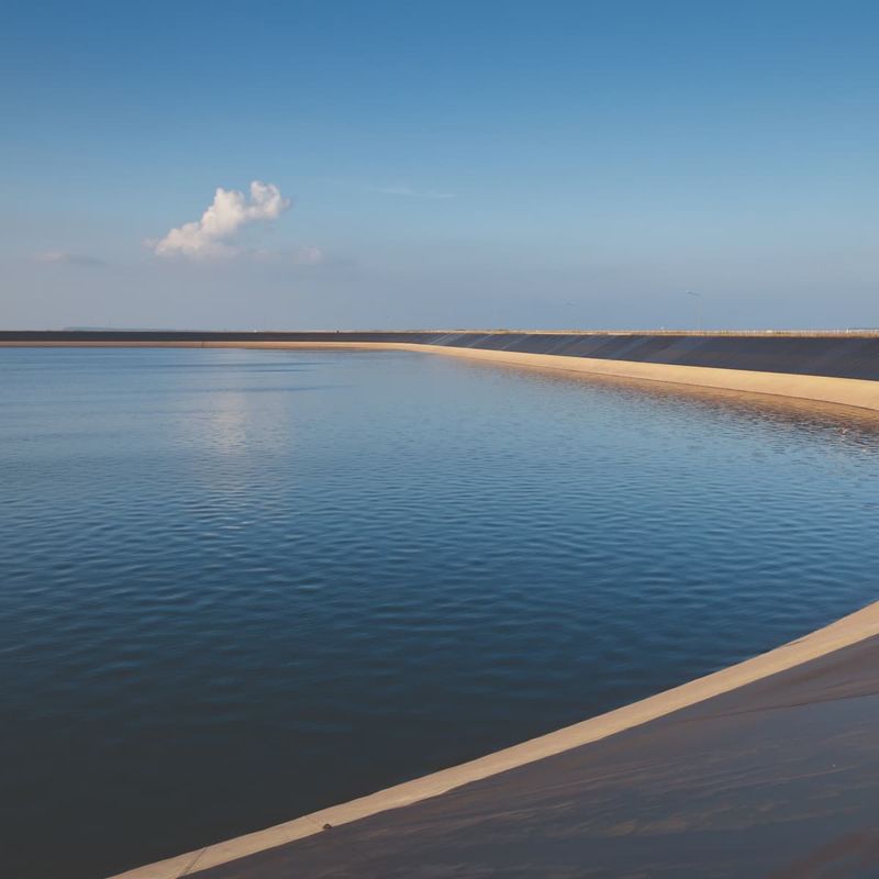 Long-Lasting Anti-UV Geomembrane Pond Liner Fish Farm Black Film for Dam Artificial Lake Use