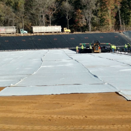 Styl przemysłowy 1mm Geomembrane Liner na staw HDPE Plastic Liner Geomembrane Liner na staw dla ryb Made PVC LDPE LLDPE PP Materiały do składowania odpadów