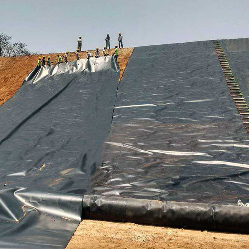 Folia geomembranowa HDPE 0,75-2,5 mm do oczek wodnych, stawów hodowlanych, tam, wysypisk śmieci, wyłożeń składowisk odpadów, kopalni