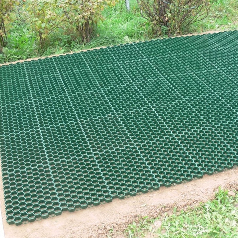 Wytrzymała kratka z HDPE do utwardzania trawników, do wzmacniania podłoża przepuszczalnego, na podjazdy, parkingi, do kształtowania krajobrazu i stabilizacji trawników