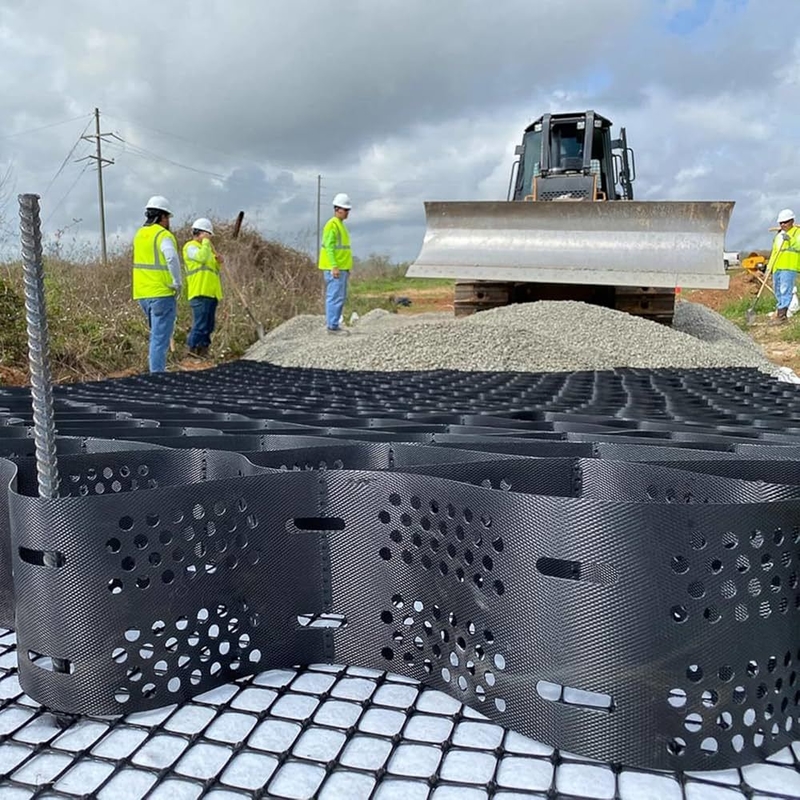 Trwałe geokomórki HDPE Gładka powierzchnia geokomórki HDPE do podjazdów Kontrola erozji dla zboczy Wsparcie murów oporowych