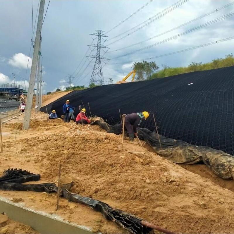 HDPE Geocell Plastic Driveway Gravel HDPE Geocell Soil Control in Road for Road For Reinforcement Protection Slope Control Erosion Gravel Highway (HDPE Geocell) - Kontrola gleby na drogach dla wzmocnienia dróg Ochrona zbocza